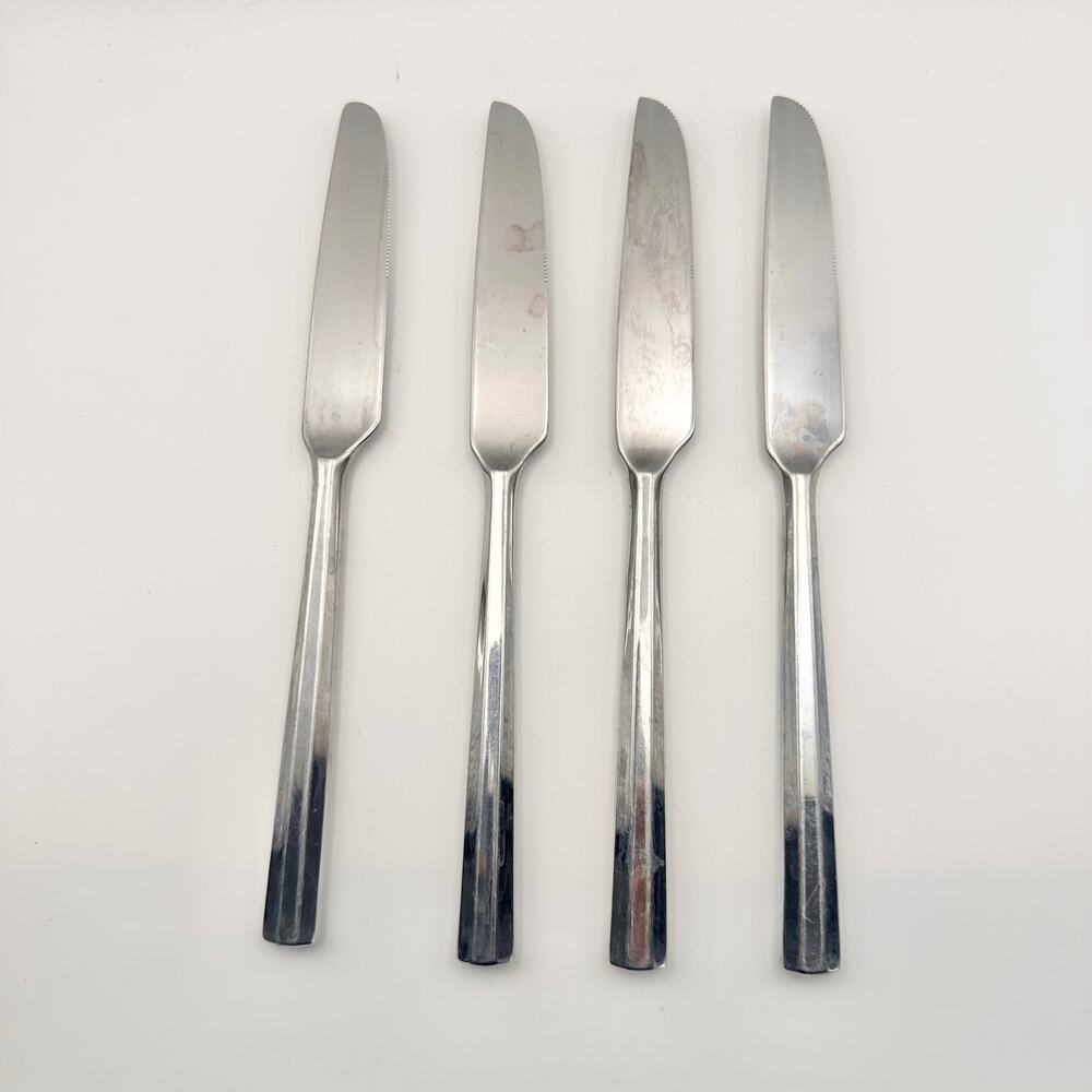 Stanley Roberts Korea SRBYOR Set of 4 French Solid Knives Replacement Flatware